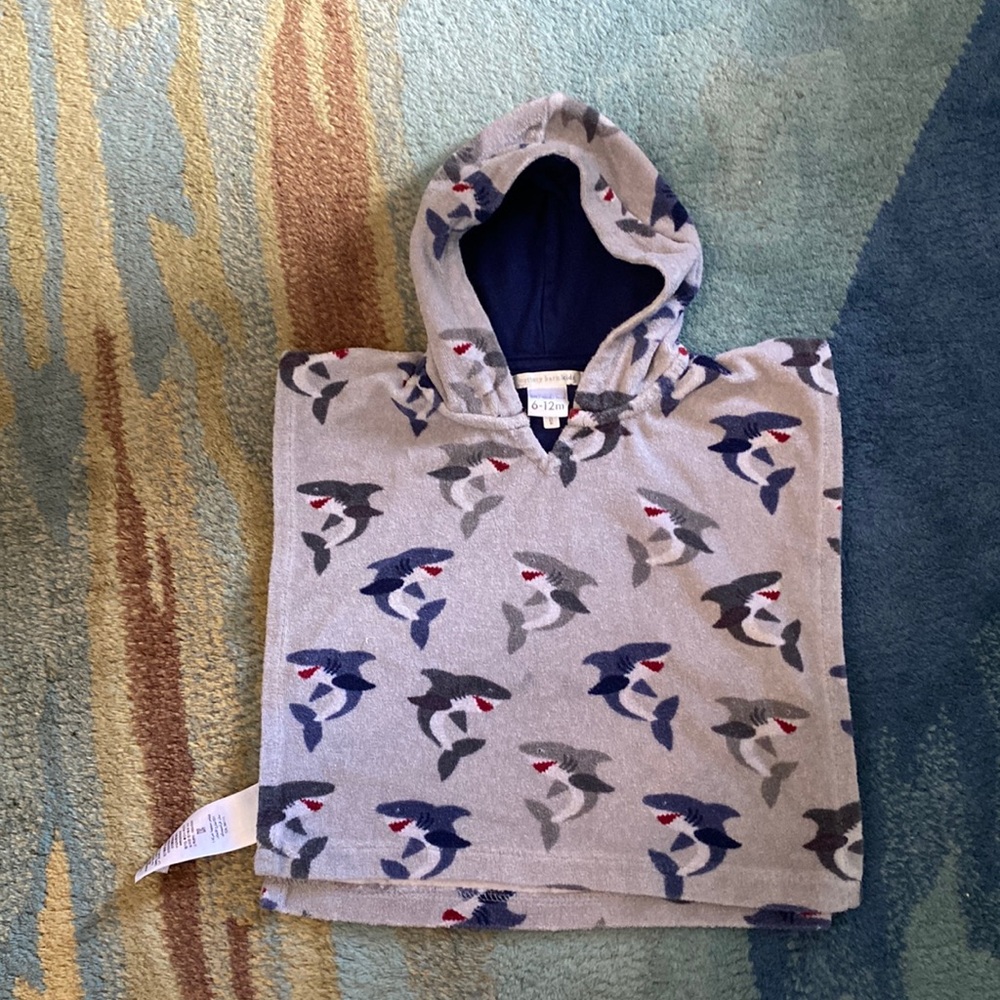 Pottery Barn 6-12 month towel cape